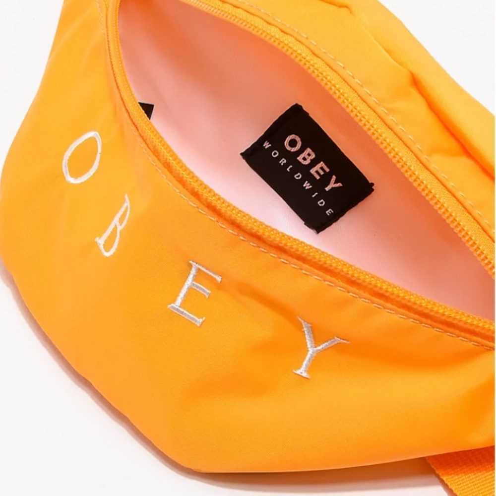 NWT Obey Drop Out Mustard Yellow Fanny Pack - Picture 3 of 6